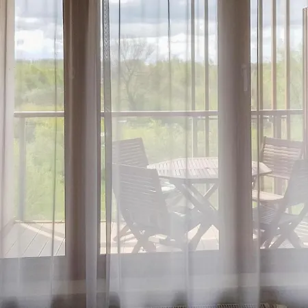 Stunning In With 1 Bedrooms And Wifi Apartmán