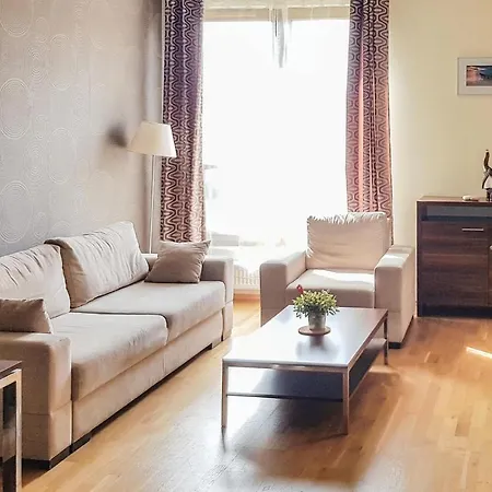 Apartmán Stunning In With 1 Bedrooms And Wifi